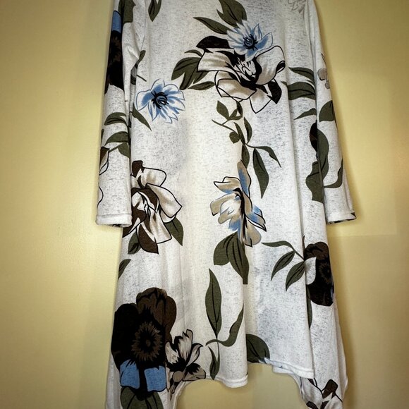 Thin Floral Cardigan with open front - Picture 4 of 4